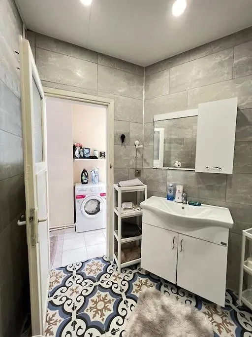 Spacious 2Br Near Taksim Istanbul