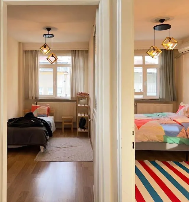 Apartment Spacious 2Br Near Taksim Istanbul