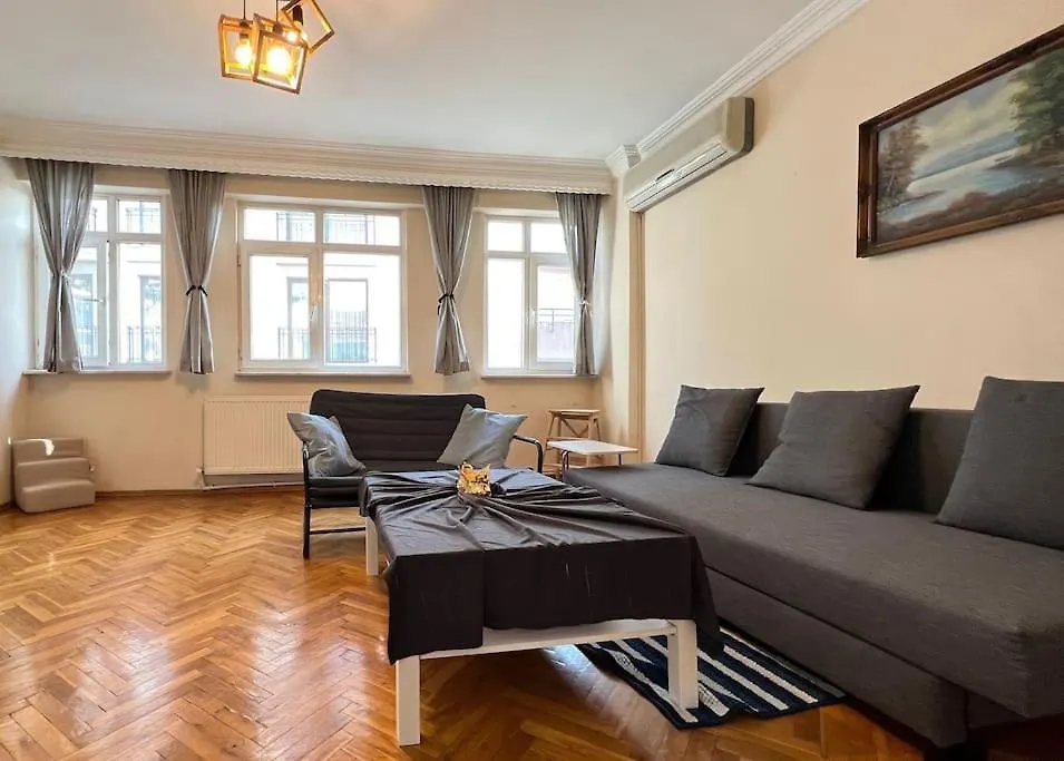 Spacious 2Br Near Taksim Istanbul 0*,  Türkei