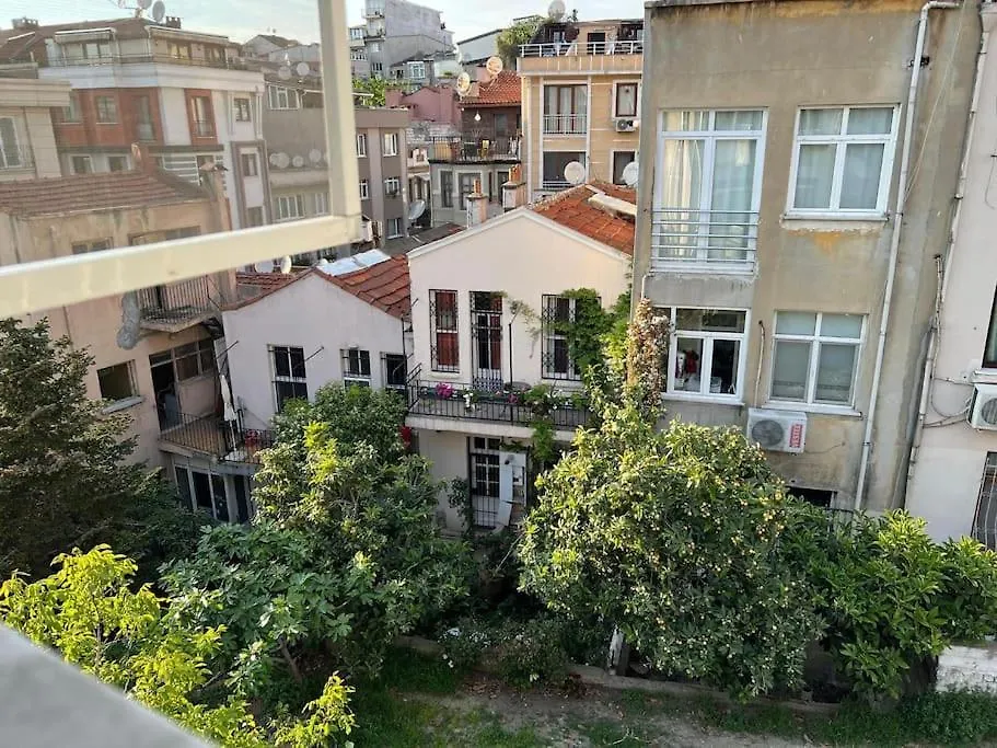 Spacious 2Br Near Taksim Istanbul
