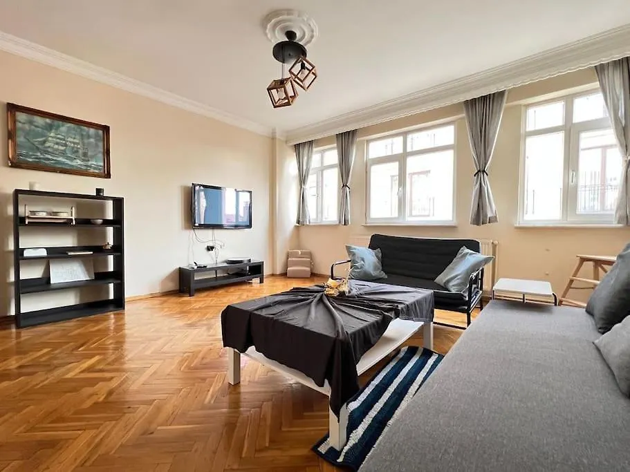 Spacious 2Br Near Taksim 伊斯坦布尔